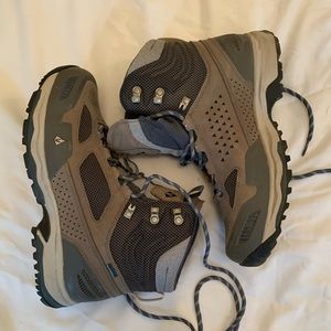 Vasque Goretex Hiking Boot